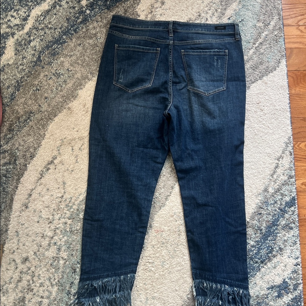 Liverpool Los Angeles Frayed Crop Skinny Jeans - Picture 7 of 16